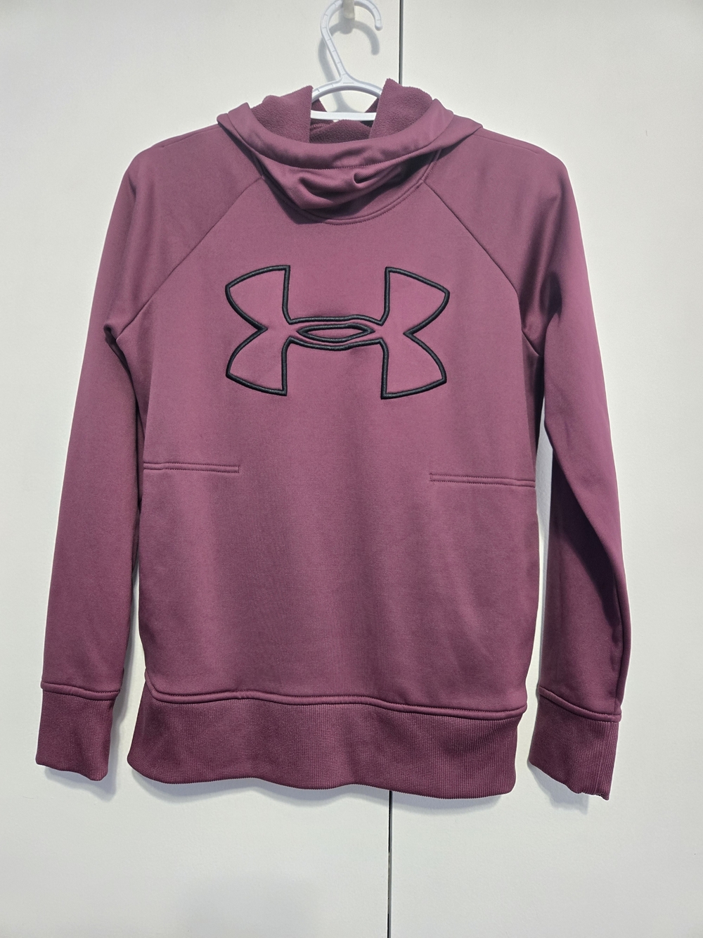 Under Armour ColdGear Women's XS‎ Burgundy Loose Fit Logo Pullover Hoodie